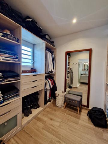 Petit-Bourg (97170) À Vendre – Villa avec Piscine à Petit-Bourg