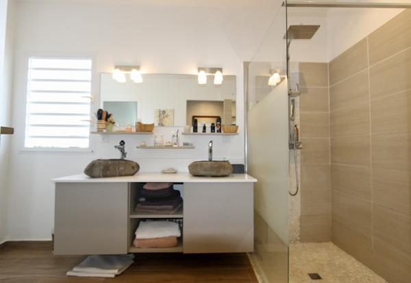 Petit-Bourg (97170) À Vendre – Villa avec Piscine à Petit-Bourg