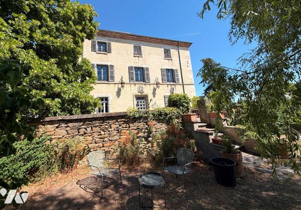 Maison de maître 500 m² sur 7 200 m² Terrain
PRIX : 590 000 €. 
Mickaël Grandpierre 07 86 12 52 67