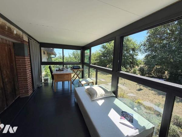 Maison de maître 500 m² sur 7 200 m² Terrain
PRIX : 590 000 €. 
Mickaël Grandpierre 07 86 12 52 67