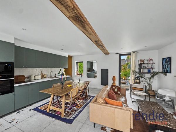 À louer – Maison mitoyenne en pierre rénovée avec garage à Mondeville