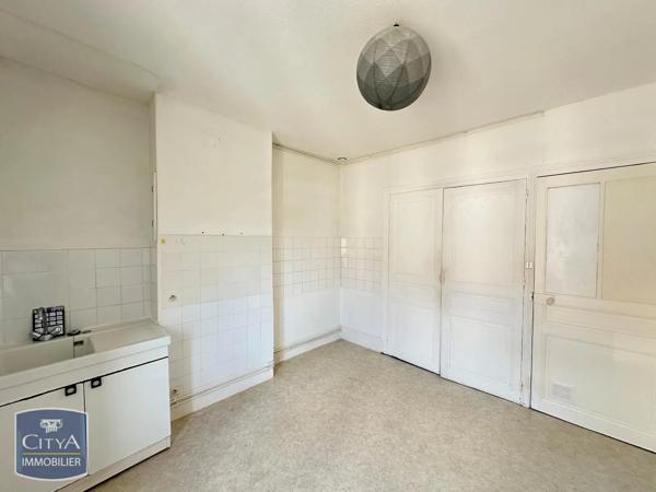 Appartement à louer 2 pièces 62.24m² Saint-Laurent-sur-Saône (01750)