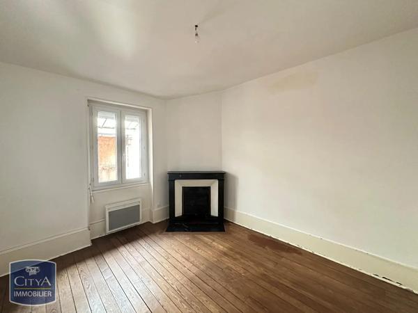 Appartement à louer 2 pièces 62.24m² Saint-Laurent-sur-Saône (01750)