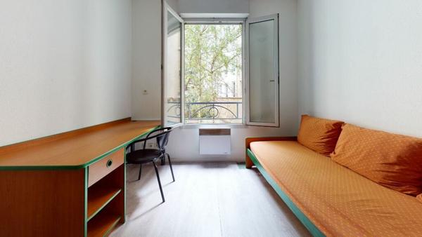 Appartement à louer    1 pièce •  Lyon 7