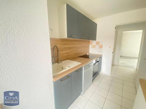 Appartement à louer 3 pièces 75.7m² Valenciennes (59300)