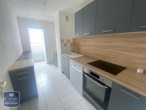 Appartement à louer 3 pièces 75.7m² Valenciennes (59300)