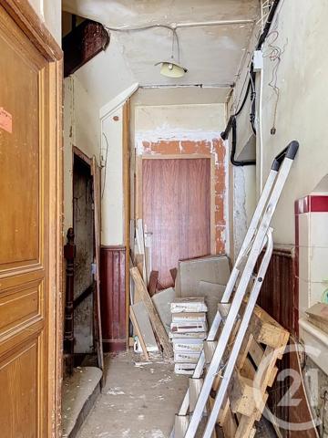 Immeuble à vendre  449 m 2   ST GIRONS  - 09