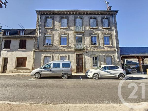 Immeuble à vendre  449 m 2   ST GIRONS  - 09