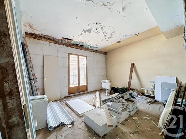 Immeuble à vendre  449 m 2   ST GIRONS  - 09