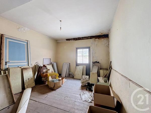 Immeuble à vendre  449 m 2   ST GIRONS  - 09