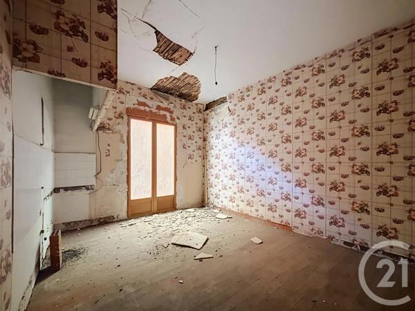 Immeuble à vendre  449 m 2   ST GIRONS  - 09