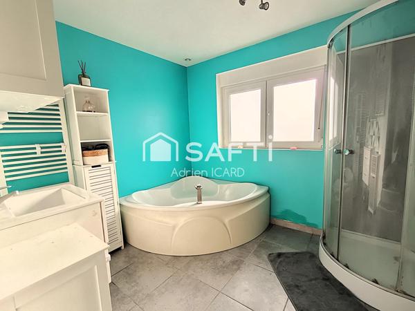 Maison familiale avec dépendance et piscine