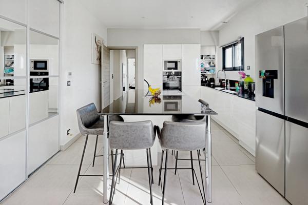 Pennes-Mirabeau (13170) Maison T4 100m2 avec piscine sur 450m2 de terrain