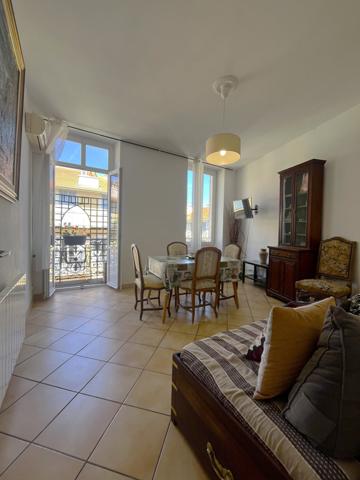 Nice (06000) DERNIER ETAGE CENTRE VILLE