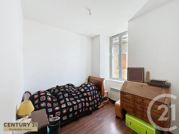 Immeuble à vendre  201 m 2   BAGNERES DE LUCHON  - 31