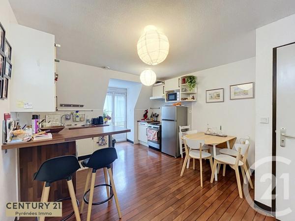 Immeuble à vendre  201 m 2   BAGNERES DE LUCHON  - 31