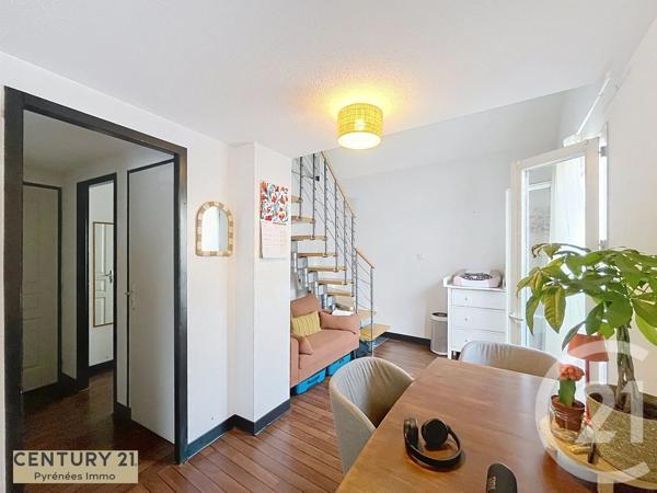 Immeuble à vendre  201 m 2   BAGNERES DE LUCHON  - 31