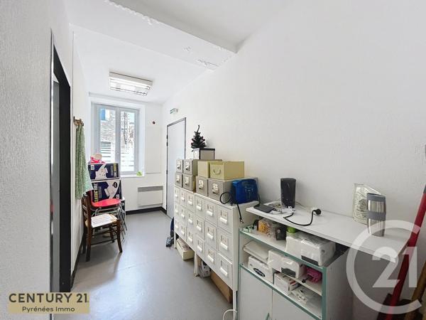 Immeuble à vendre  201 m 2   BAGNERES DE LUCHON  - 31