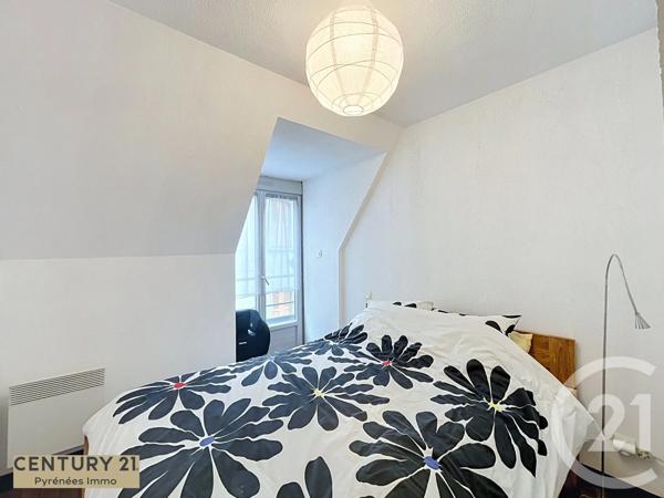 Immeuble à vendre  201 m 2   BAGNERES DE LUCHON  - 31