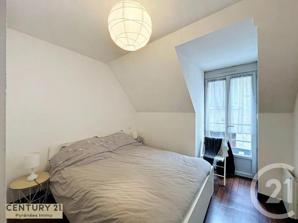 Immeuble à vendre  201 m 2   BAGNERES DE LUCHON  - 31