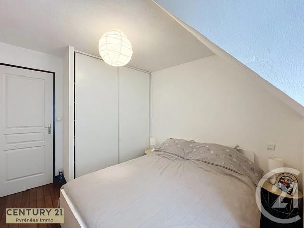 Immeuble à vendre  201 m 2   BAGNERES DE LUCHON  - 31