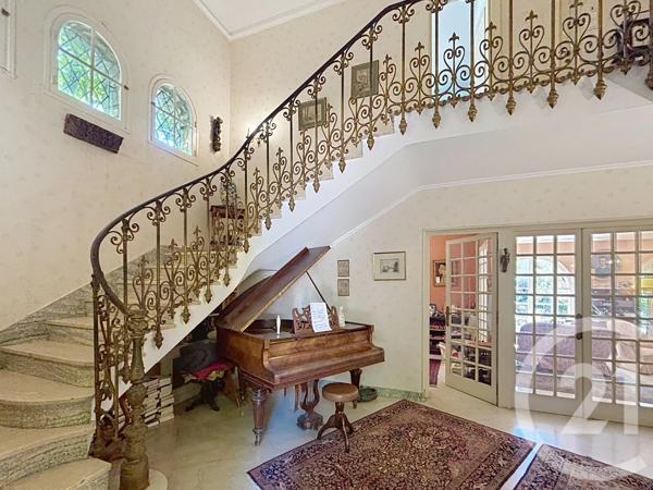 Maison à vendre  10 pièces - 245 m 2   MONTPELLIER  - 34