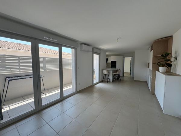 Appartement MEUBLEE Nimes 4 pièce(s) 76,45 m2
