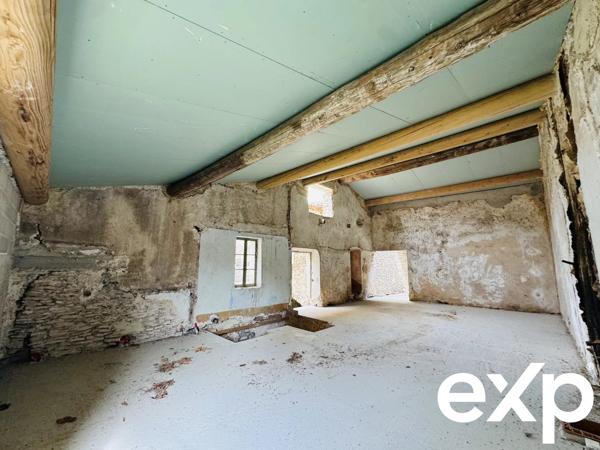 EXCLUSIVITÉ JCL by eXp – Authentique maison bourgeoise à restaurer au cœur du Luberon