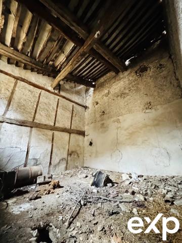 EXCLUSIVITÉ JCL by eXp – Authentique maison bourgeoise à restaurer au cœur du Luberon