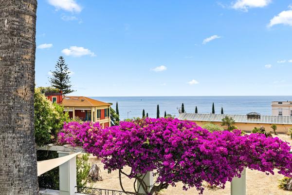 Vente Maison de maître Nice 8 Pièces 227 m²