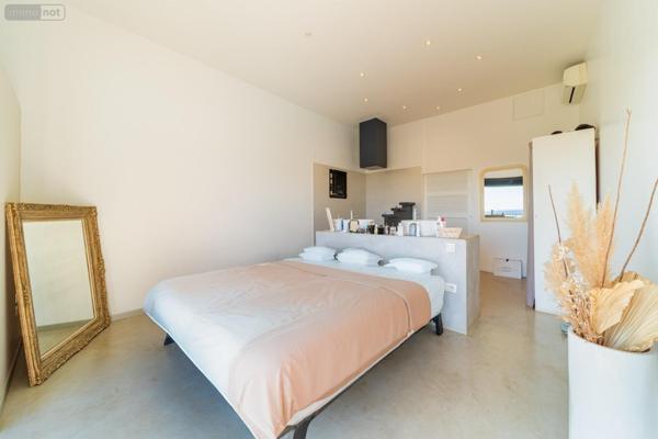 Maison à vendre à La-Saline-Les-Bains à la Réunion (97434), ref : MTLE