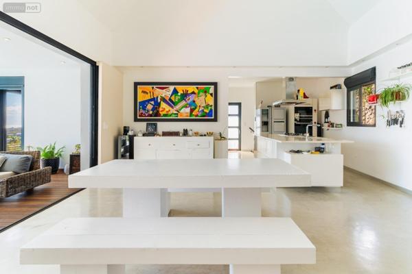 Maison à vendre à La-Saline-Les-Bains à la Réunion (97434), ref : MTLE