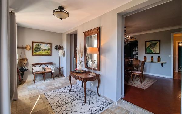 Maison à vendre    11 pièces • 424,06 m2 Le Cannet