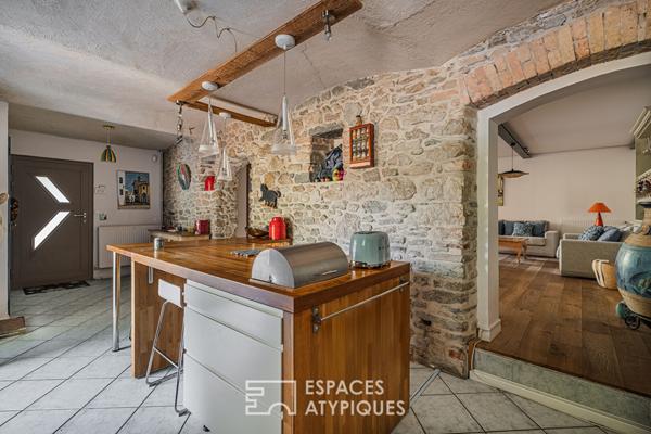 Maison de ville et son petit jardin intimiste dans le quartier Croizat