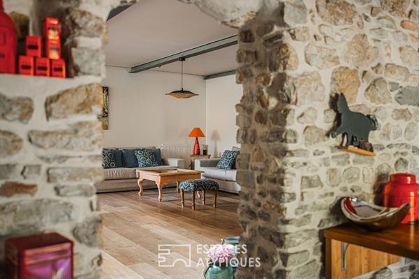 Maison de ville et son petit jardin intimiste dans le quartier Croizat