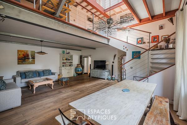 Maison de ville et son petit jardin intimiste dans le quartier Croizat