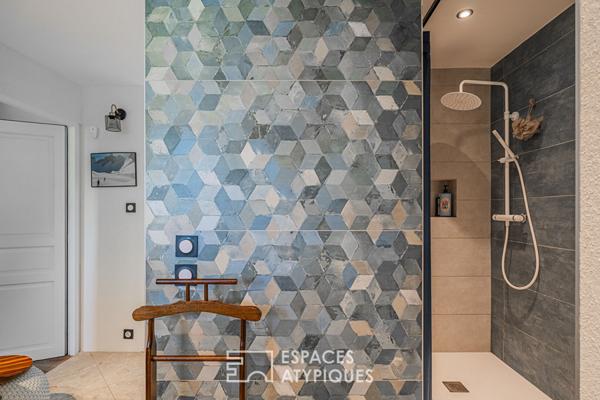 Maison de ville et son petit jardin intimiste dans le quartier Croizat