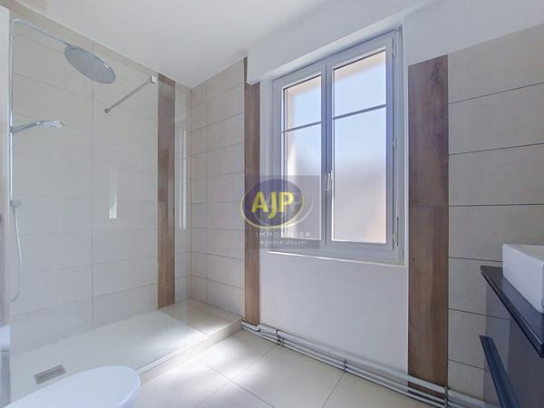 Maison à vendre Nantes - 6 pièces, 91m² avec 3 chambre(s) à 583 000€ - AJP Immobilier Nantes Jouzel