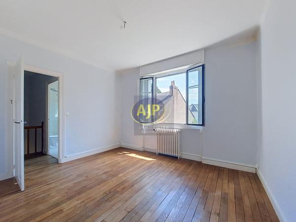 Maison à vendre Nantes - 6 pièces, 91m² avec 3 chambre(s) à 583 000€ - AJP Immobilier Nantes Jouzel
