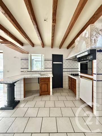 Maison à vendre  5 pièces - 130,79 m 2   MOULINS  - 03