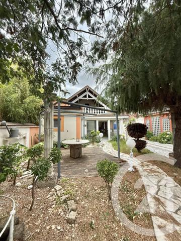 Maison à vendre  5 pièces - 130,79 m 2   MOULINS  - 03