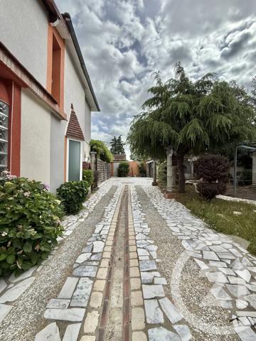Maison à vendre  5 pièces - 130,79 m 2   MOULINS  - 03
