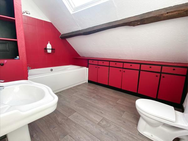 Houdan (78550) Appartement 3 Pièces Houdan centre.