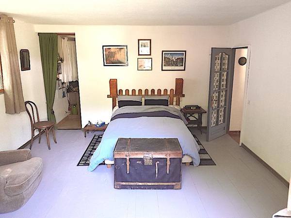 Moissac, 82200, Tarn et Garonne, Maison 195 m2  7 pièce(s) 3/4 ch. dont 1 suite. Piscine, 7 pièce(s) 3/4 ch. dont 1 suite