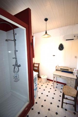 Moissac, 82200, Tarn et Garonne, Maison 195 m2  7 pièce(s) 3/4 ch. dont 1 suite. Piscine, 7 pièce(s) 3/4 ch. dont 1 suite