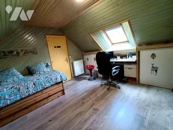 NOUVEAUTE TRENTE CINQ NOTAIRES - à 1,5 km du centre-ville - maison indépendante de près de 140 ...