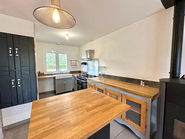 BORDES : Pavillon T5 de +100m2 avec garage, jardin, et piscine, proche TURBOMÉCA SAFRAN