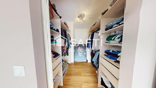 Maison plain-pied 142 m² – Piscine – Terrain 951 m² – Nivolas-Vermelle