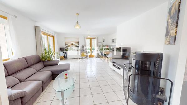 Maison plain-pied 142 m² – Piscine – Terrain 951 m² – Nivolas-Vermelle