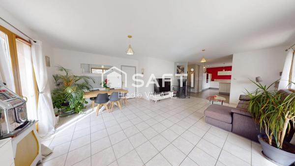 Maison plain-pied 142 m² – Piscine – Terrain 951 m² – Nivolas-Vermelle